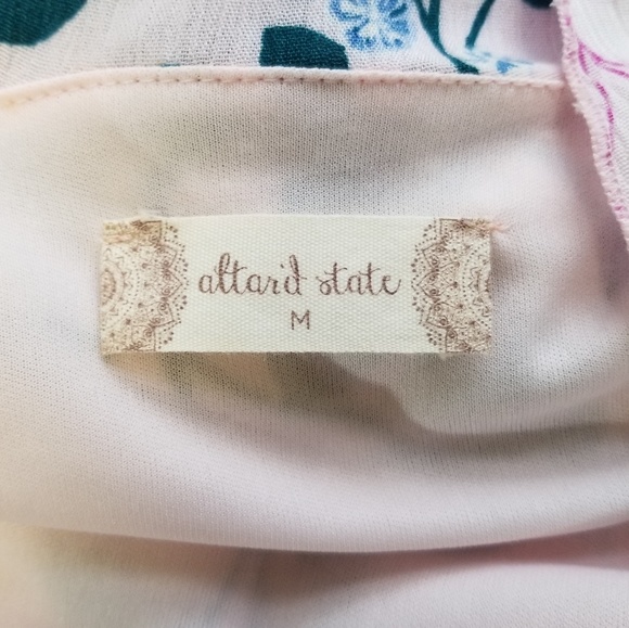 ALTAR'D STATE NWT Pink Floral Bell Sleeve Crop M - Picture 8 of 8